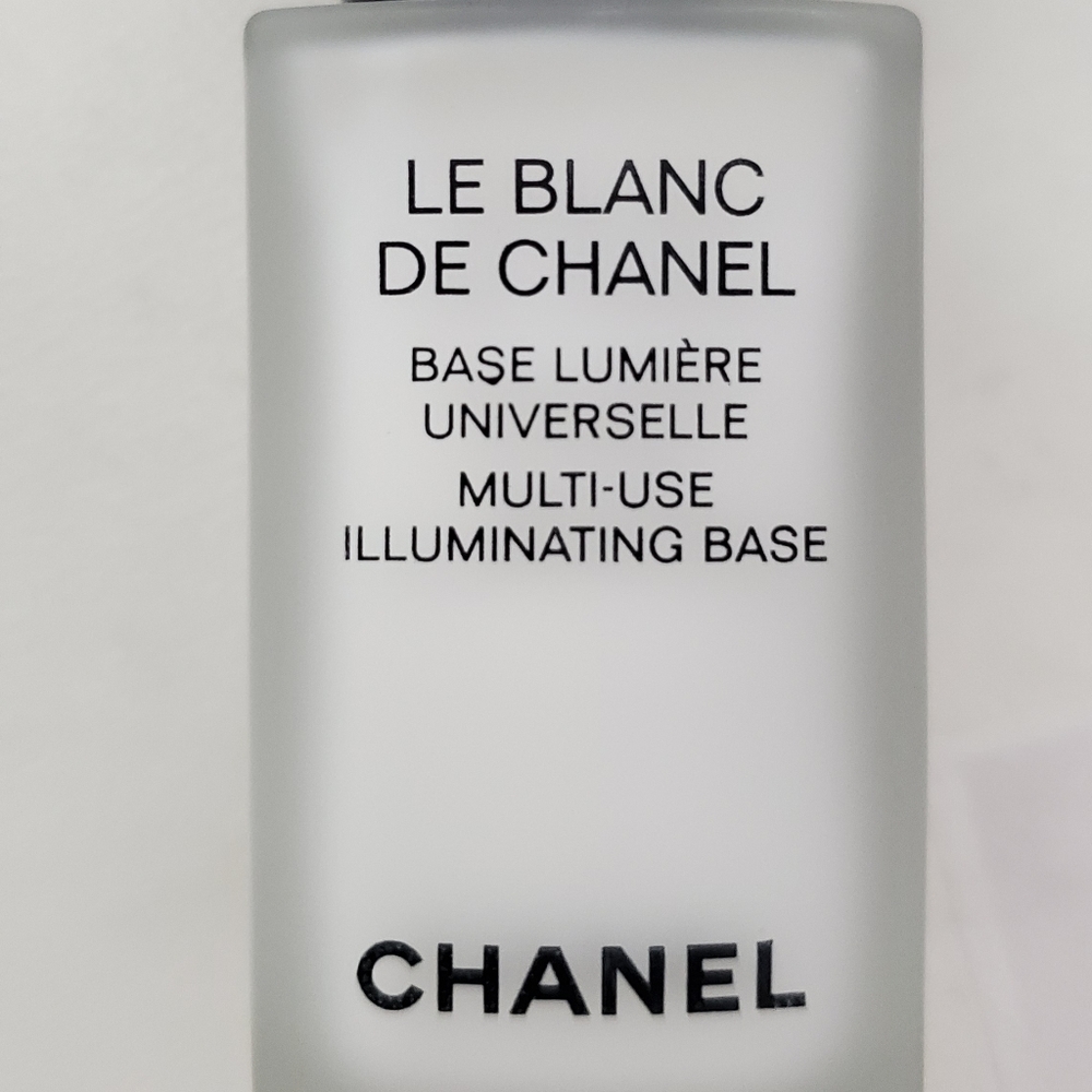 BRAND NEW! CHANEL LE BLANC BASE LUMIERE